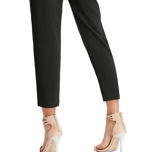 Women's cropped paper bag waist pants with pockets - Picture 2 of 4